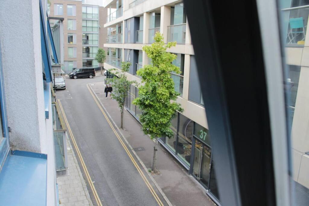 2 Bedroom Central London Apartment Modern And Stylish Εξωτερικό φωτογραφία