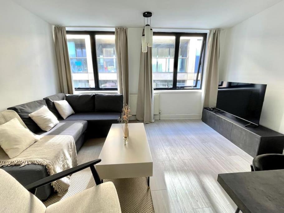 2 Bedroom Central London Apartment Modern And Stylish Εξωτερικό φωτογραφία