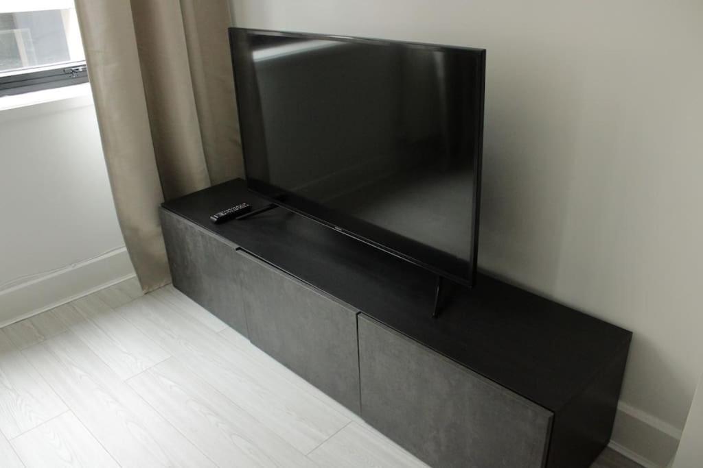 2 Bedroom Central London Apartment Modern And Stylish Εξωτερικό φωτογραφία