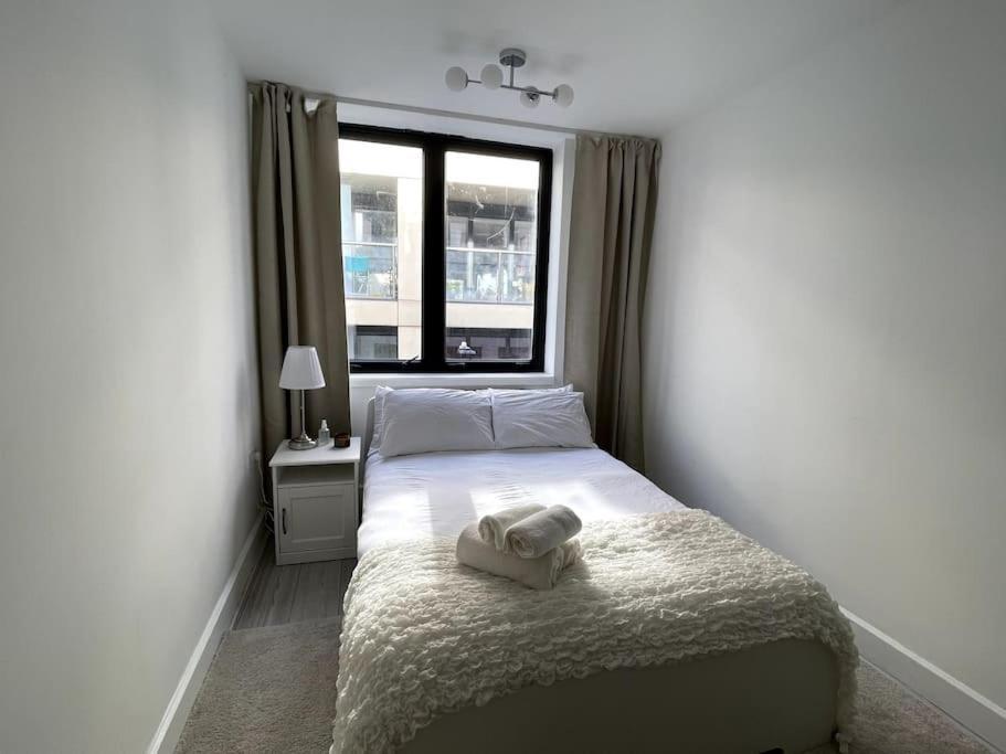 2 Bedroom Central London Apartment Modern And Stylish Εξωτερικό φωτογραφία